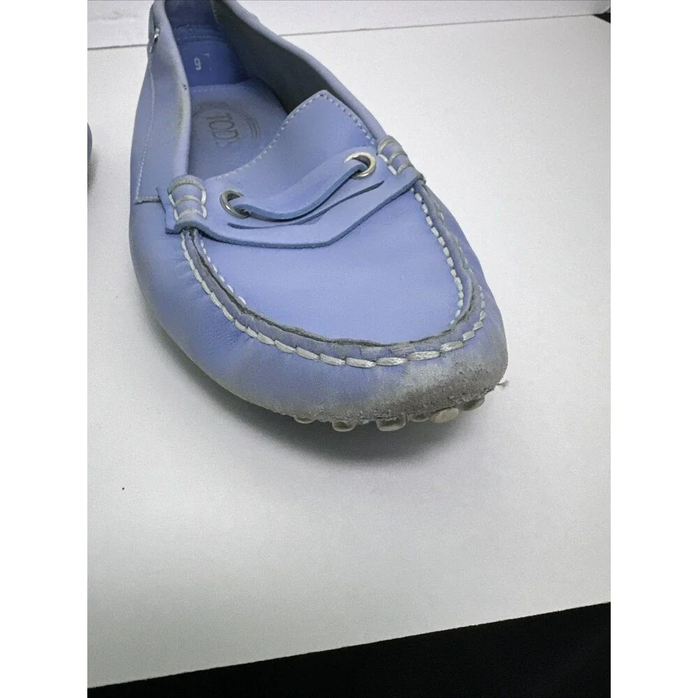 Tod’s light blue leather penny loafers Contrast Stitching Women’s Sz 9 Non Slip